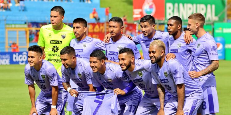 Municipal pierde ante Antigua GFC y no levanta vuelo en el Apertura 2023