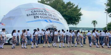 Más 3 mil guatemaltecos visitaron la Carpa Cultural de la Embajada de México en Petén