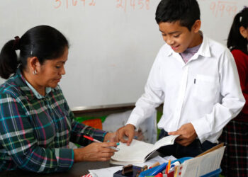 Mineduc abre concurso para plazas permanentes de docentes, con procesos digitales y transparentes. / Foto: DCA.