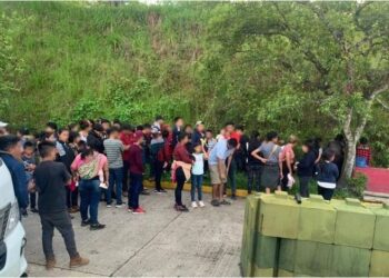 Minex asiste retorno de 128 connacionales rescatados en una carretera en Veracruz, México