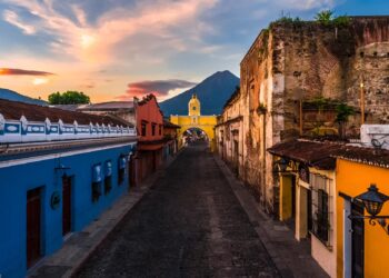 Observatorio de turismo en Antigua Guatemala. /Foto: Inguat