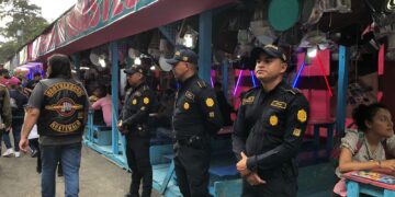 PNC brinda seguridad a los ciudadanos en la Feria de Jocotenango