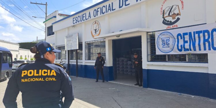 Más de 43 agentes brindan seguridad en segunda vuelta electoral