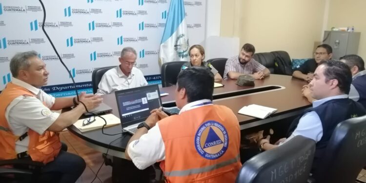 Jalapa declara alerta roja para atender situaciones de riesgo o emergencia