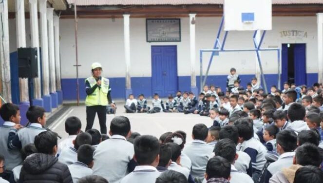 Estudiantes de Totonicapán son capacitados en educación vial