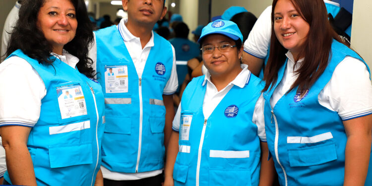 INE Inicia la Encuesta Nacional de Condiciones de Vida en el país.
