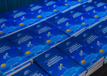 Manual sobre turismo astronómico. /Foto: Inguat