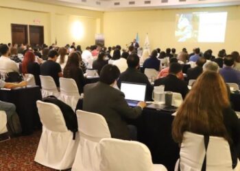 MARN realizó foro ¿Cuál es el impacto al ambiente y la salud, al no tratar las aguas residuales?