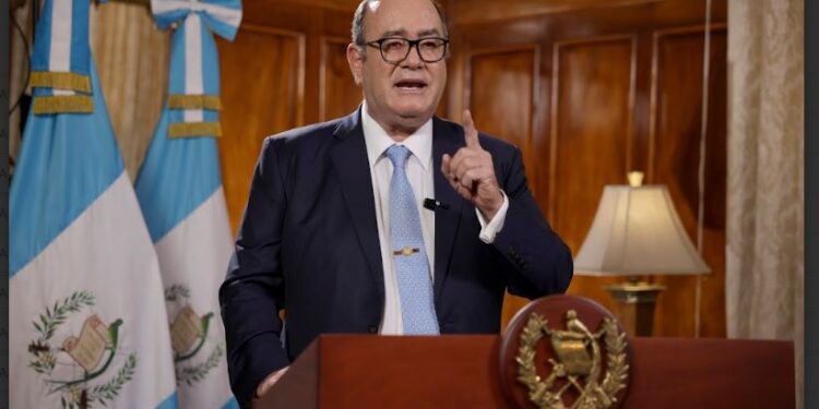 Presidente garantiza alternancia en el poder