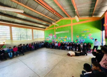 En Jalapa desarrollan capacitación en primeros auxilios y simulacros de evacuación