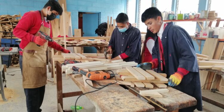 Desarrollan jornada de evaluación de las orientaciones ocupacionales en San Marcos