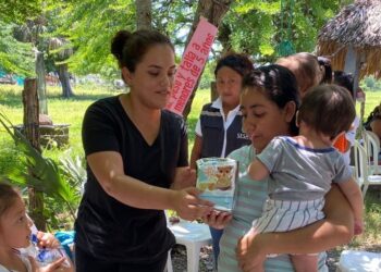 Velan por la salud nutricional de la niñez en Santa Rosa. / Foto: MSPAS.