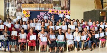 Programas fortalecen la economía, salud y educación de familias en Jalapa