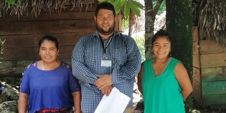 En Izabal dan seguimiento a la Política de Electrificación Rural