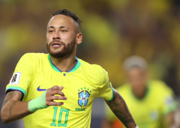 Neymar Jr supera a Pelé como el máximo artillero de la Canarinha