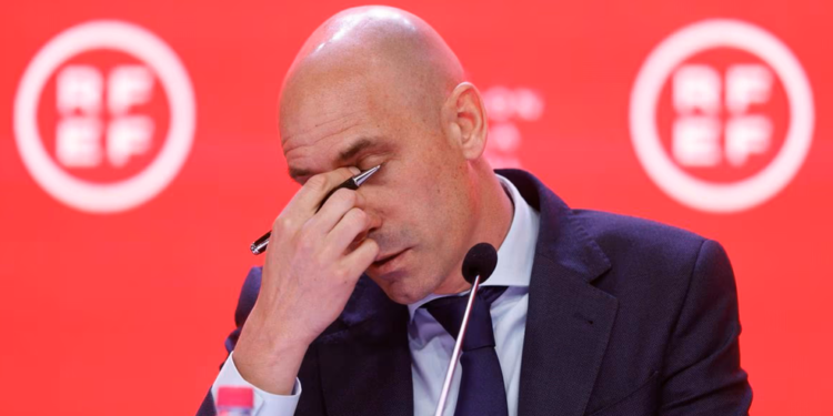 Luis Rubiales renuncia a su cargo de presidente de la RFEF