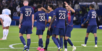 El PSG se sobrepone a la lesión de Mbappe y golea en el clásico