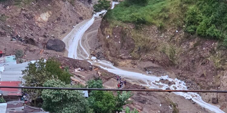 Conred mantiene acciones de respuesta por personas desaparecidas bajo el puente El Naranjo