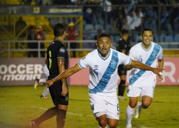 Guatemala le pasa por encima a El Salvador en la Concacaf Nations League