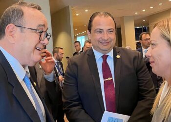 Mandatario conversó con presidenta del Consejo de Ministros de Italia