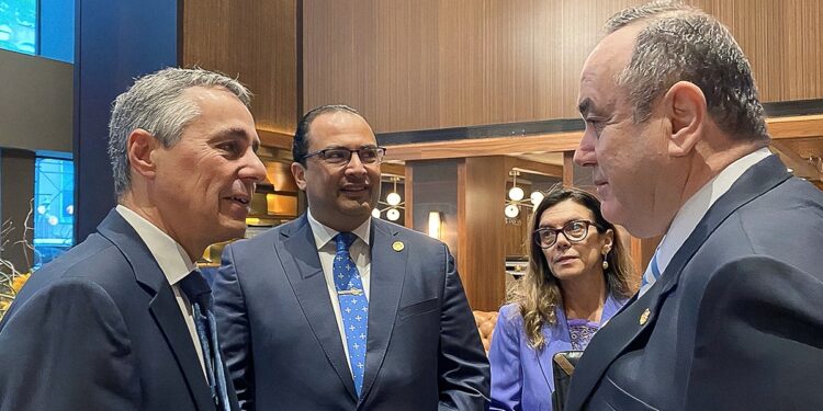 Presidente sostuvo una fructífera conversación con el Canciller de Suiza