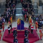 Salvas de cañón para marcar el aniversario de Isabel II