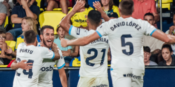 El Girona le remonta al Villarreal y es el líder de la Liga Española