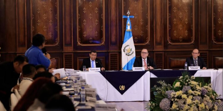 Presidente Alejandro Giammatei lidera última reunión ordinaria del Conadur 2023