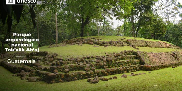 Tak’alik Ab’aj Ciudad Puente y Luz del Litoral Pacífico de Guatemala