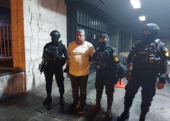 PNC extradito a dos personas por narcotráfico a Estados Unidos