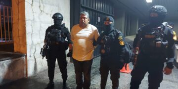 PNC extradito a dos personas por narcotráfico a Estados Unidos