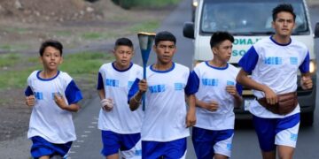 Emiten recomendaciones para recorridos de antorchas