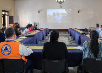 Alta Verapaz da seguimiento al proyecto del Sistema de Alerta Temprana y Manejo de Desastres
