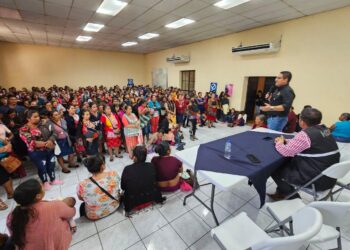 Entregan más de 2 mil 400 transferencias monetarias condicionadas en Jalapa