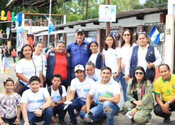 En Puerto Barrios, Izabal, desarrollan Stand Informativo como parte de fiestas patrias