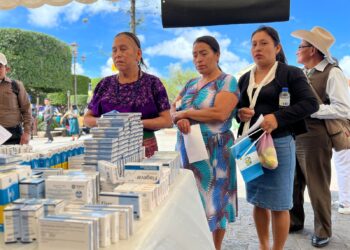 Universitarios realizan jornada integral de Salud