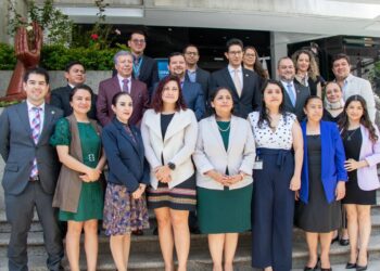 Copadeh distingue al INAP como Embajador de la Paz