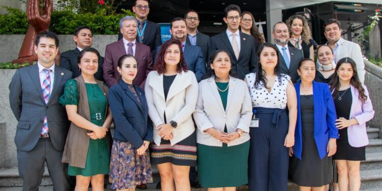 Copadeh distingue al INAP como Embajador de la Paz