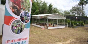 Recientemente autoridades de educación y agricultura abrieron dos ETCAE en Quiché. /Foto: Álvaro Interiano