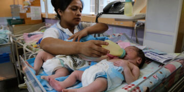 Buscan reducir la tasa de mortalidad materna y neonatal en el país. /Foto: DCA