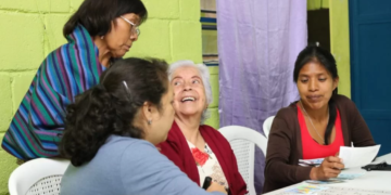 Dan seguimiento a estrategias en favor de la mujer. /Foto: Muni Guate