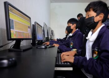 Guatemala suma 10 municipios digitales en el país