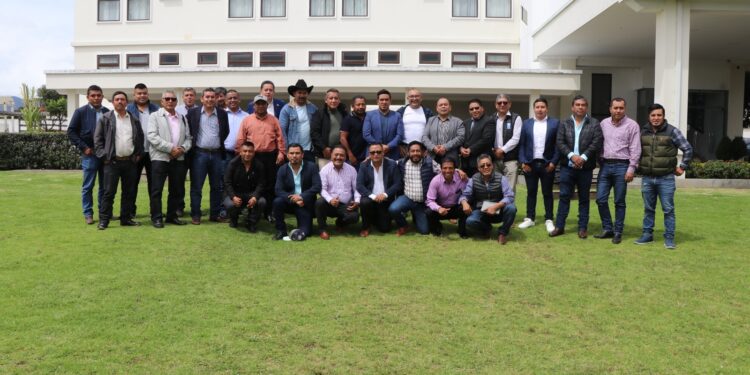 Gobiernos locales electos en San Marcos fortalecen capacidades sobre inversión pública