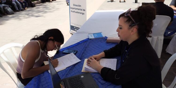 Promueven quiosco de empleo dirigido a mujeres de Huehuetenango