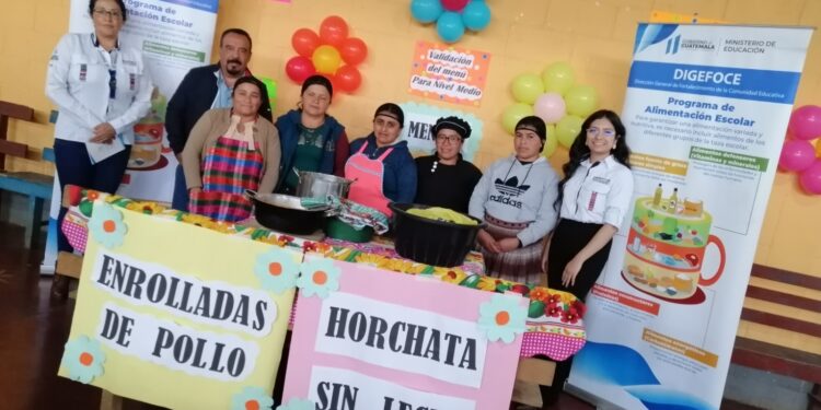 Desarrollan proceso de validación de menús para estudiantes del nivel medio en San Marcos