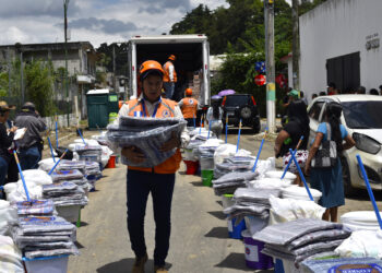 Se-Conred continúa la entrega de ayuda humanitaria en Villa Hermosa, San Miguel Petapa