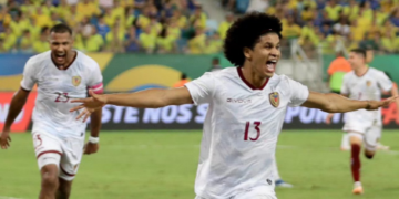 Venezuela sorprende a una Brasil gris y sin pegada