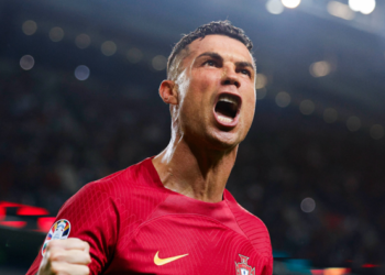 Un doblete de Cristiano lleva a Portugal a la Eurocopa