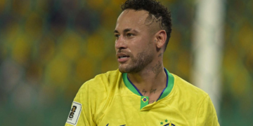 Neymar tiene todavía “bastante futuro” pese a la gravedad de la lesión