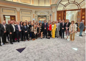 Guatemala fortalece servicios postales en congreso internacional en Riyadh